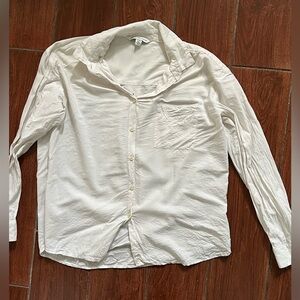 2/$15 🌼 American Eagle Outfitters Cream Shirt